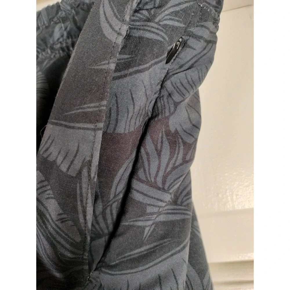Faherty Shorelite Trunk Mountain Black Leaf Swim Shorts XL